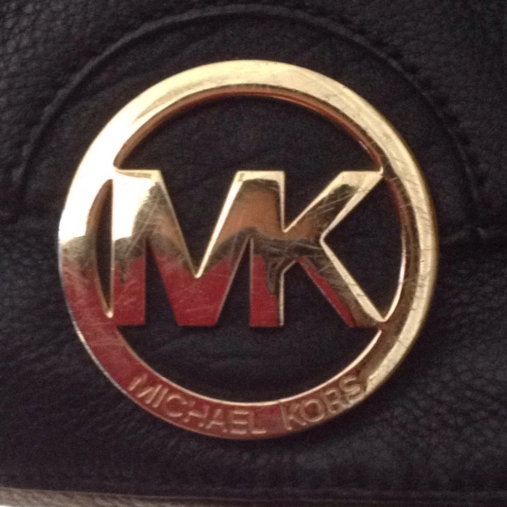 MK  Purse - Picture 3 of 3